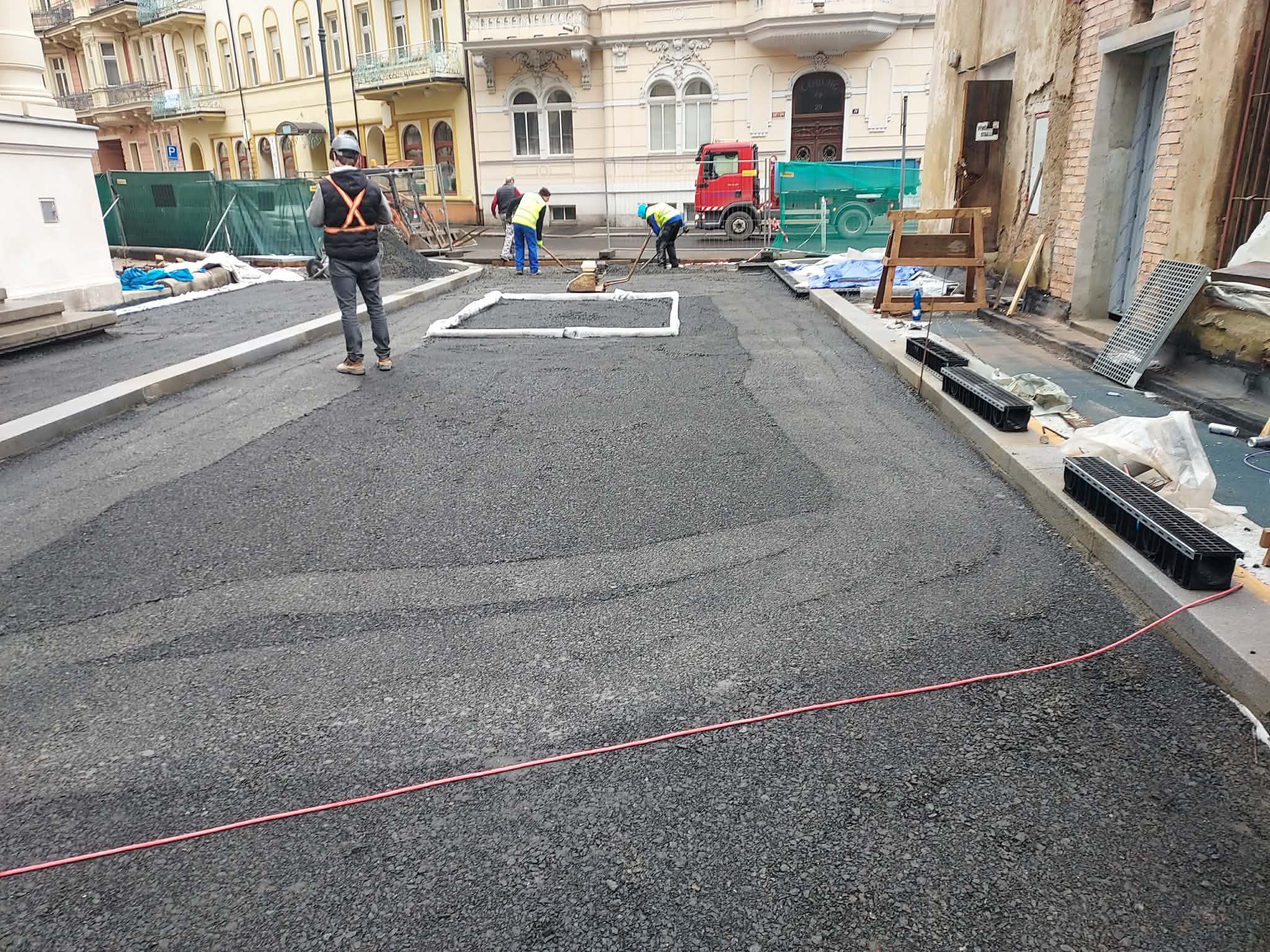 Pokládka zámkové dlažby